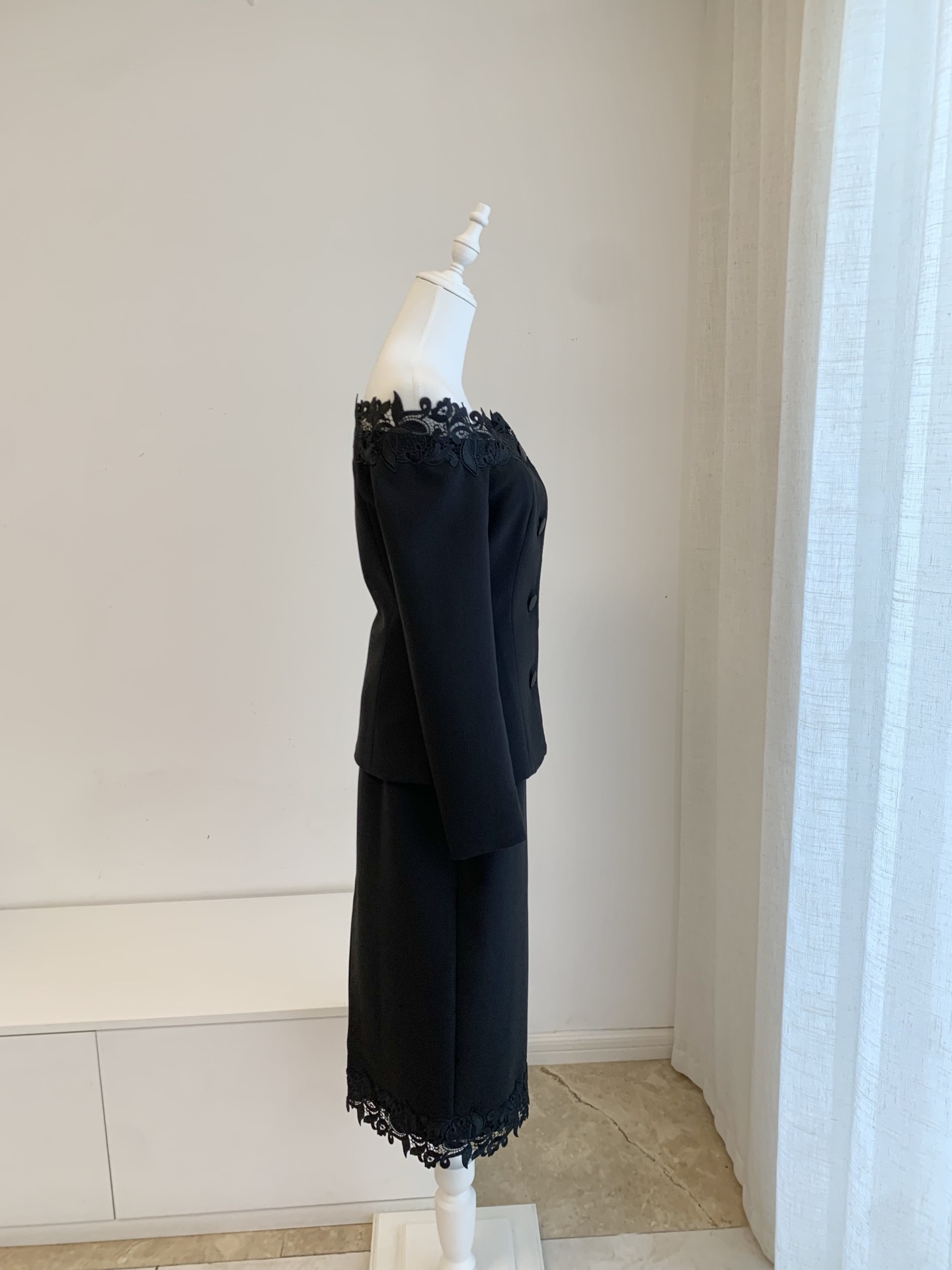 Women Floral Embroidery Black  - đánh giá và giá Women'S Fashion Long Coat