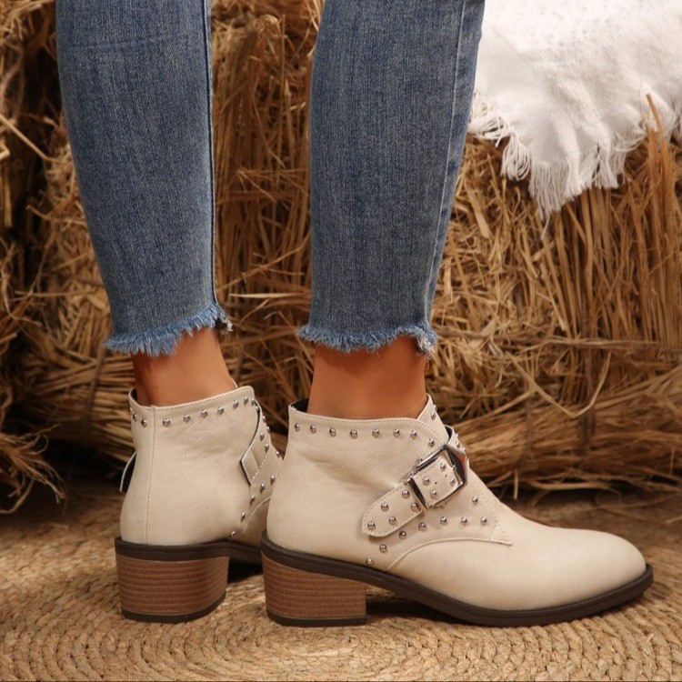 Autumn and Winter Rivet Fashio - đánh giá và giá Women'S Fashion Trends Spring 2026