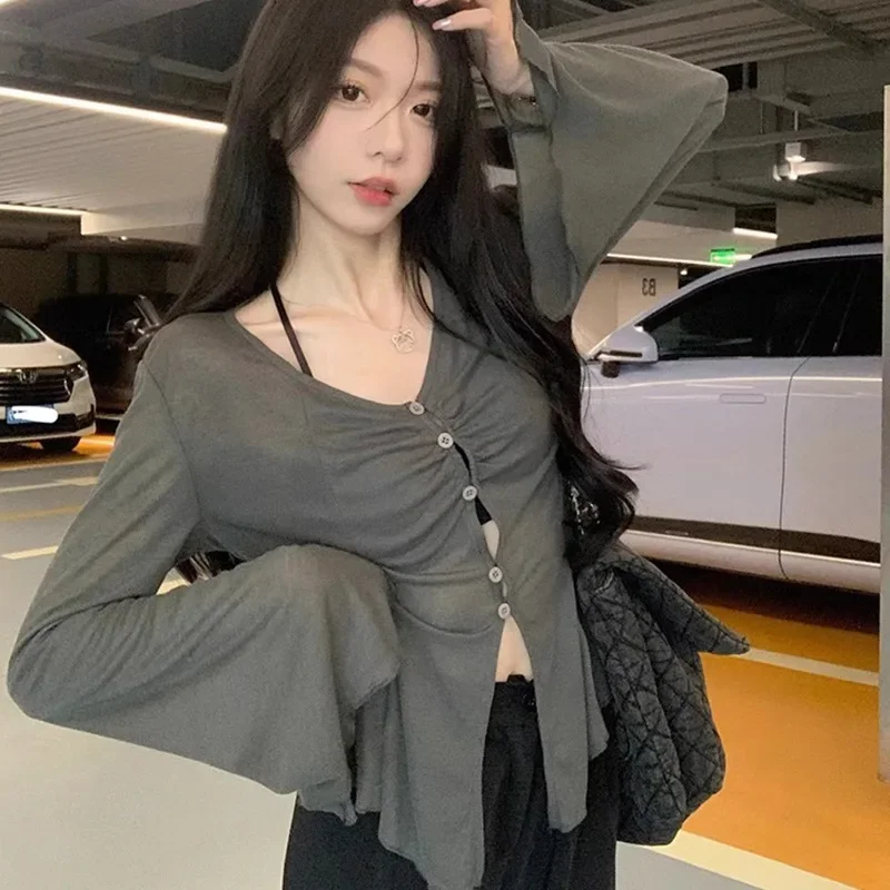 Sheer Flare Sleeve Blouse - Y2 - đánh giá và giá Women Fashion Blouse
